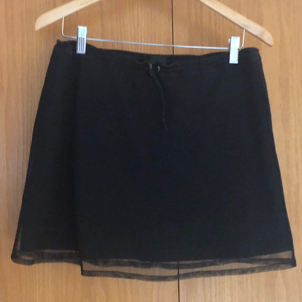 Mesh skirt